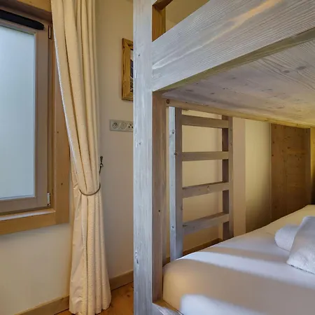 Moderne, 4 Ad., 2 Enf., - Fr-1-562-93 Courchevel