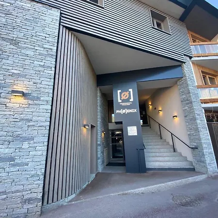 Moderne, 4 Ad., 2 Enf., - Fr-1-562-93 Courchevel